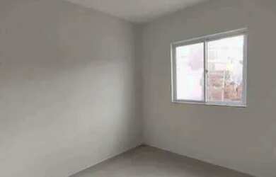 Imagem: A casa possui 3 Dormitórios, 2 Banheiros e está localizado