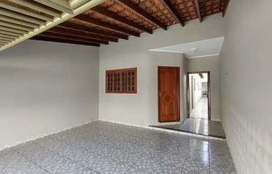 Imagem: A casa possui 2 Dormitórios, 2 Banheiros, 72m² de Área e