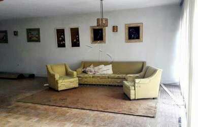 Imagem: O apartamento possui 3 Dormitórios, 3 Banheiros, 337m² de