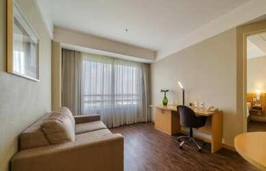 Imagem: O studio possui 1 Dormitório, 1 Banheiro, 1 Vaga na garagem