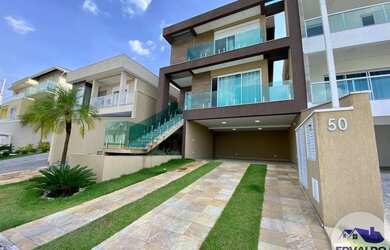 Imagem: A casa em condomínio possui 3 Dormitórios, 2 Banheiros, 4