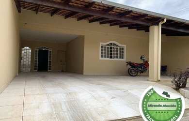 Imagem: A casa em condomínio possui 3 Dormitórios, 3 Banheiros, 3