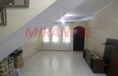 Imagem: A casa possui 3 Dormitórios, 4 Banheiros, 3 Vagas na garagem