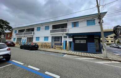 Imagem: A casa possui 3 Dormitórios, 2 Banheiros, 70m² de Área e