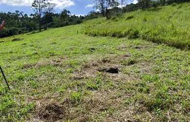 Imagem: O terreno possui 600m² de Área e está localizado em Centro