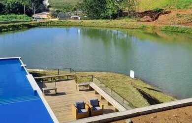 Imagem: O terreno possui 402m² de Área e está localizado em São