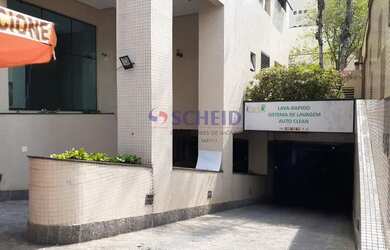 Imagem: O depósito possui 2 Vagas na garagem, 90m² de Área e está