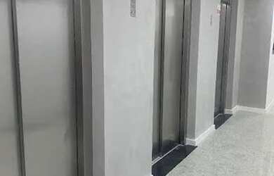 Imagem: O depósito possui 1 Vaga na garagem, 32m² de Área e está