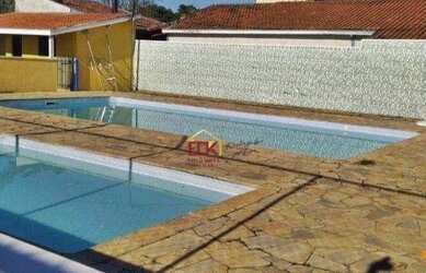 Imagem: A casa em condomínio possui 3 Dormitórios, 3 Banheiros, 2