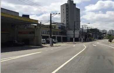 Imagem: O depósito possui 45m² de Área e está localizado em Santo