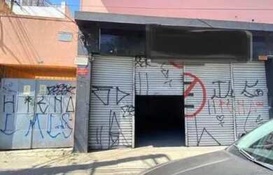 Imagem: O depósito possui 5 Vagas na garagem, 360m² de Área e está