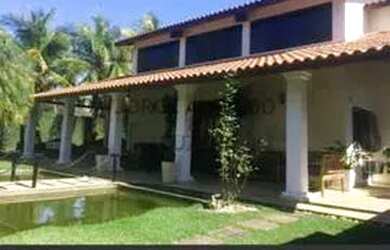 Imagem: A casa em condomínio possui 5 Dormitórios, 5 Banheiros, 4