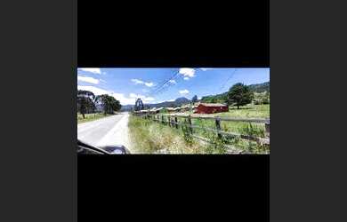 Imagem: O terreno possui 1.400m² de Área e está localizado em Urubici