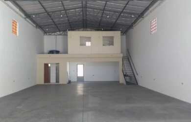 Imagem: O depósito possui 330m² de Área e está localizado em Piqueri