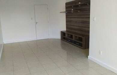 Imagem: O apartamento possui 3 Dormitórios, 3 Banheiros e 10m² de