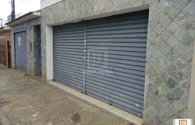 Imagem: O depósito possui 3 Vagas na garagem, 271m² de Área e está