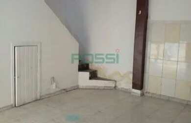 Imagem: O depósito possui 39m² de Área e está localizado em Santo