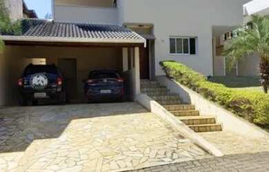 Imagem: A casa em condomínio possui 3 Dormitórios, 4 Banheiros, 4