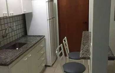 Imagem: O apartamento possui 1 Dormitório, 1 Banheiro, 1 Vaga na garagem