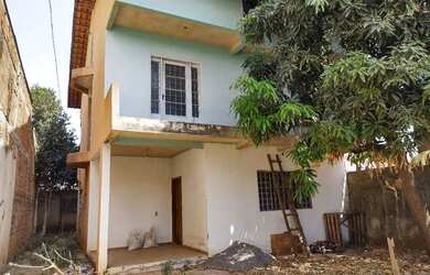 Imagem 2: Vendo sobrado. 300m² de Área, 4 Vagas na garageme5 Dormitórios