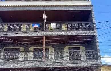 Imagem: O apartamento possui 3 Dormitórios, 1 Banheiro, 5 Vagas na