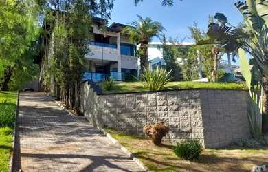 Imagem 1: Casa alto padrão. Churrasqueira, Ar-condicionado, Guarda roupae359m²...