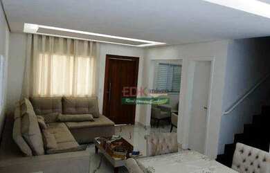 Imagem: A casa em condomínio possui 4 Dormitórios, 4 Banheiros, 2