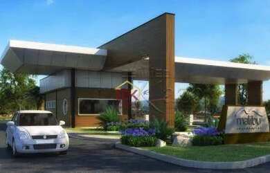 Imagem: A casa possui 3 Dormitórios, 3 Banheiros, 4 Vagas na garagem