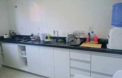 Imagem: A casa possui 2 Dormitórios, 2 Banheiros, 100m² de Área e