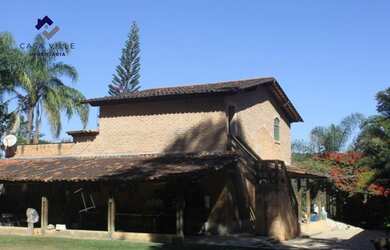 Imagem: A casa em condomínio possui 3 Dormitórios, 3 Banheiros, 5