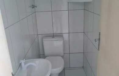 Imagem: A casa possui 2 Dormitórios, 2 Banheiros, 83m² de Área e