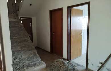 Imagem 4: Vendo sobrado. 300m² de Área, 4 Vagas na garageme5 Dormitórios