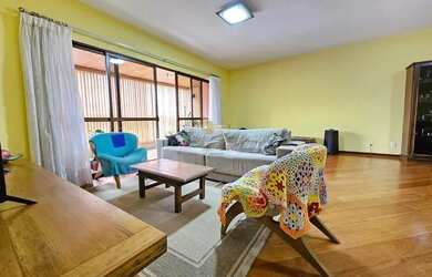 Imagem: O apartamento possui 4 Dormitórios, 3 Banheiros, 2 Vagas na