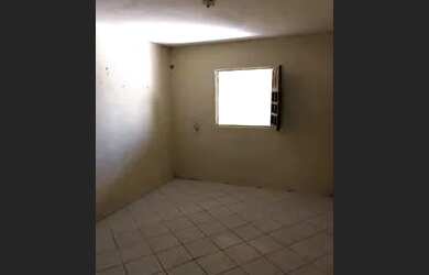 Imagem 5: Vendo Casa. Varanda, 1 Vaga na garageme4 Dormitórios