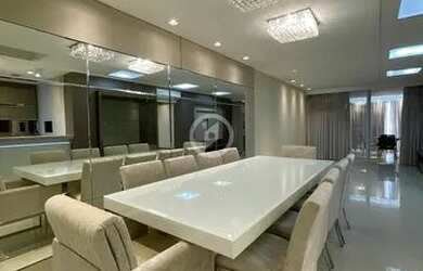 Imagem: O apartamento possui 3 Dormitórios, 3 Vagas na garagem, 157m²