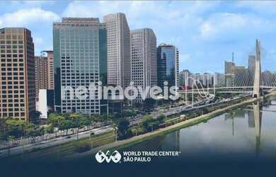 Imagem: O depósito possui 3 Vagas na garagem, 120m² de Área e está