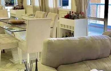 Imagem: O apartamento possui 4 Dormitórios, 3 Banheiros, 2 Vagas na