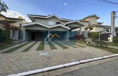 Imagem: A casa em condomínio possui 4 Dormitórios, 1 Banheiro, 4 Vagas