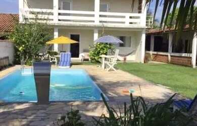 Imagem: A casa possui 4 Dormitórios, 3 Banheiros e está localizado