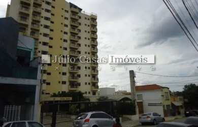 Imagem: O apartamento possui 3 Dormitórios, 1 Banheiro, 2 Vagas na