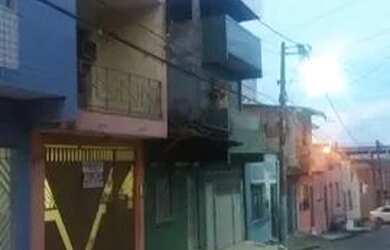 Imagem: O apartamento possui 2 Dormitórios, 1 Banheiro, 67m² de Área