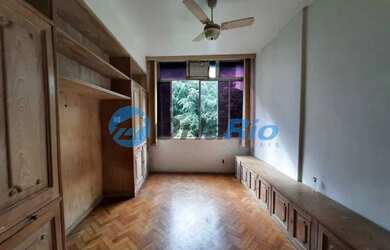 Imagem: A kitnet possui 1 Dormitório, 2 Banheiros, 38m² de Área e