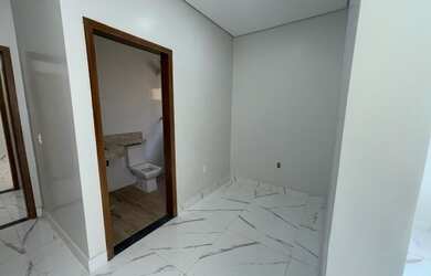 Imagem 8: Casa de Alto Padrão na Colônia Agrícola Samambaia, Por 880 Mil