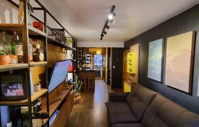 Imagem: O apartamento possui 3 Dormitórios, 1 Banheiro, 1 Vaga na garagem