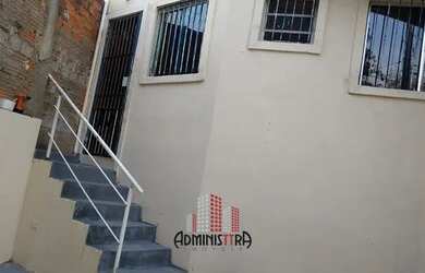 Imagem: A casa possui 2 Dormitórios, 2 Banheiros, 1 Vaga na garagem