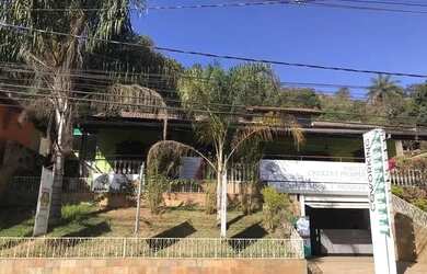 Imagem: A casa em condomínio possui 5 Dormitórios, 5 Banheiros, 2