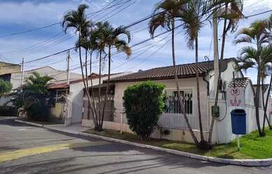 Imagem: A casa em condomínio possui 2 Dormitórios, 2 Banheiros, 2
