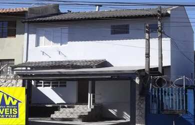 Imagem: A casa possui 2 Dormitórios, 2 Banheiros, 1 Vaga na garagem