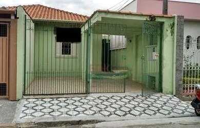 Imagem: A casa possui 3 Dormitórios, 2 Banheiros, 2 Vagas na garagem