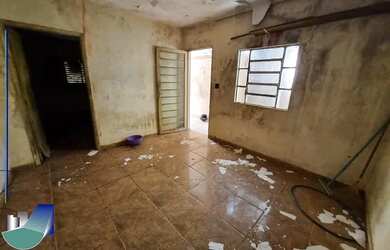 Imagem: A casa possui 3 Dormitórios, 1 Banheiro e 76m² de Área e